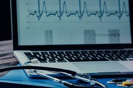 Wearable Electrocardiogram Device